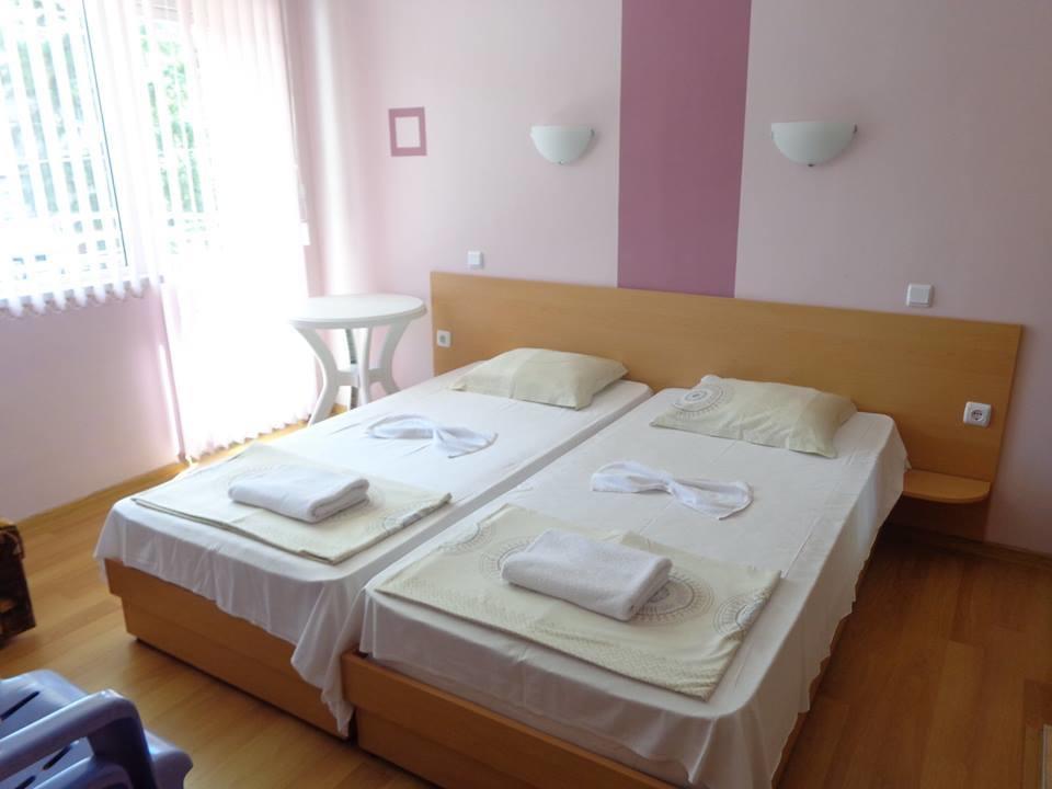 Guest Rooms Rusalka Kranevo Esterno foto