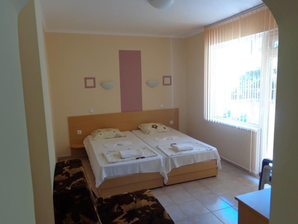 Guest Rooms Rusalka Kranevo Esterno foto