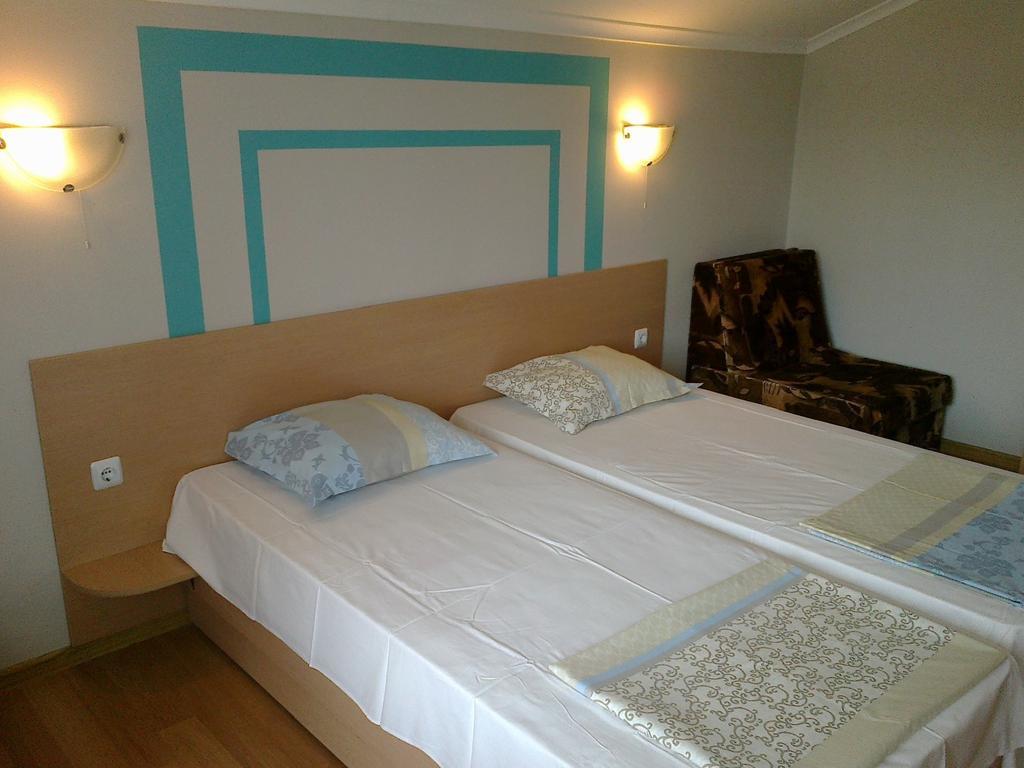Guest Rooms Rusalka Kranevo Esterno foto
